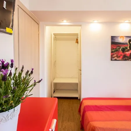 Center House - Apulia アパート